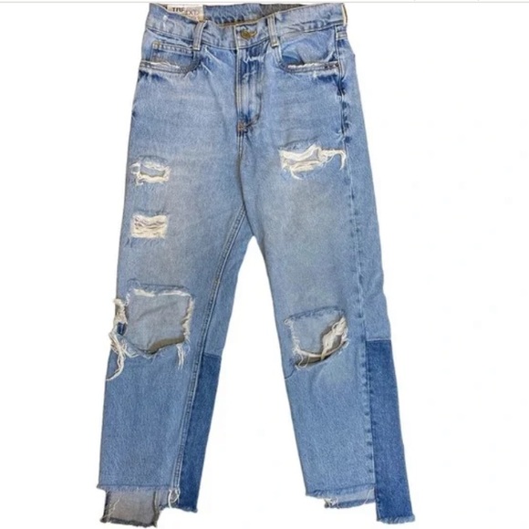 Zara Denim - ZARA Distressed women’s jeans TRF IX’D Denim maker sz 2